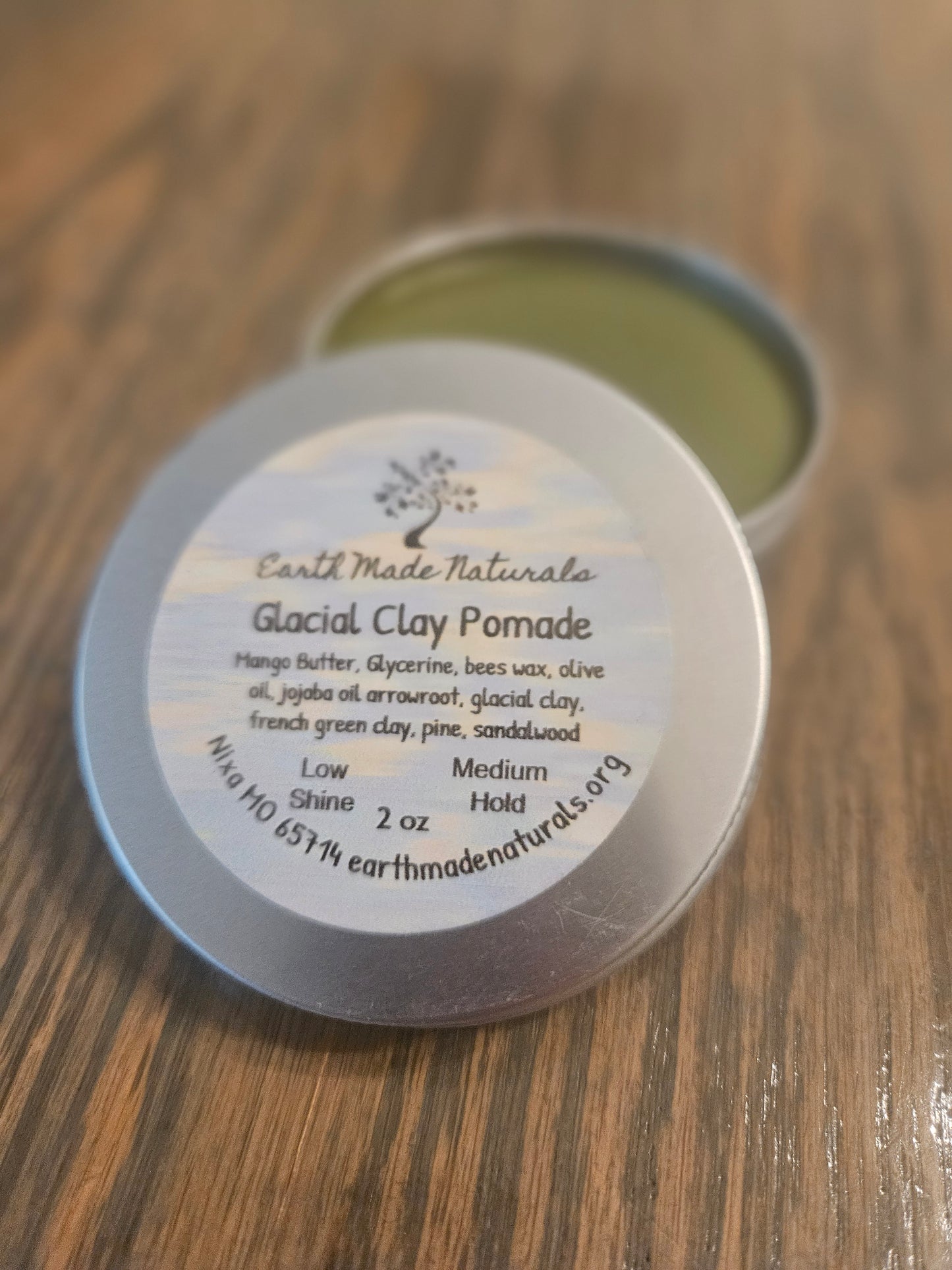 Glacial clay pomade for hair
